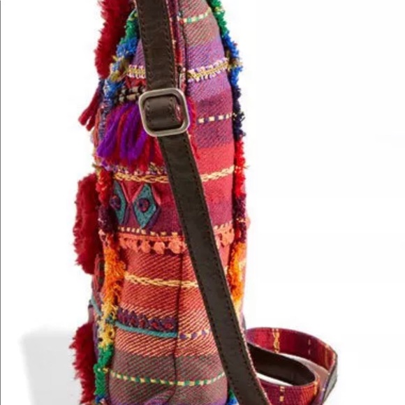 Tom’s NWT Multi Stripe Embellish Crossbody Shoulder Bag - Picture 3 of 6